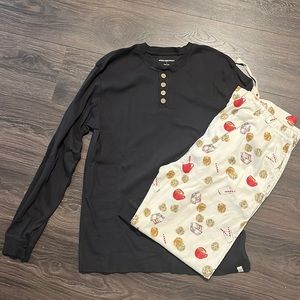 Burt’s Bees Christmas pajamas- mens